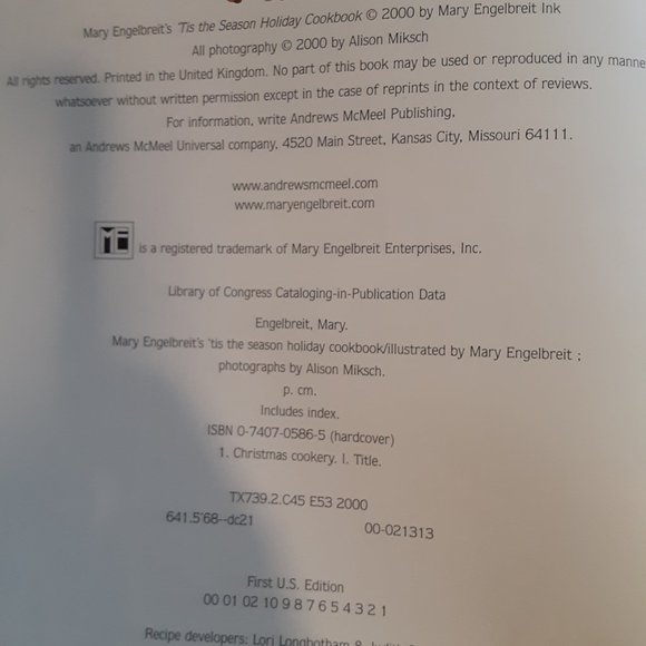 MARY ENGELBREIT'S "Tis the Season Holiday Cookbook" (hardcover) - Picture 7 of 9